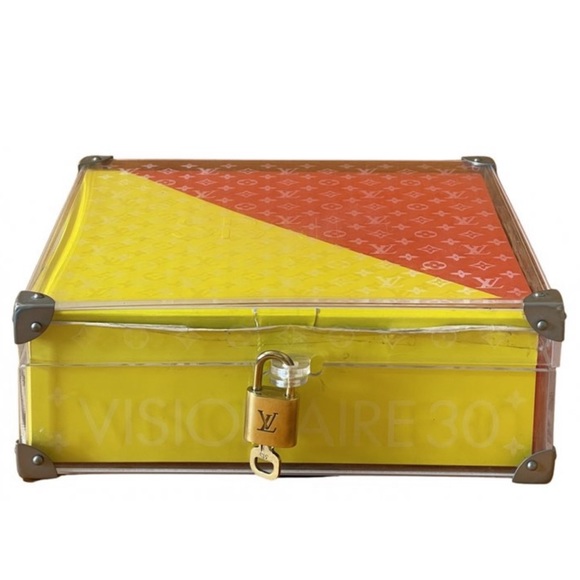 Louis Vuitton Spain LV Cup Limited Visionaire 30 Lucite Trunk Puzzle Game Rare - Picture 16 of 16
